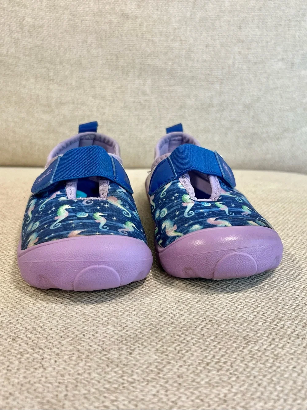 Newtz Girls Size 9/10 Toddler Girl Seahorse Water Shoes Purple Blue Hook & Loop